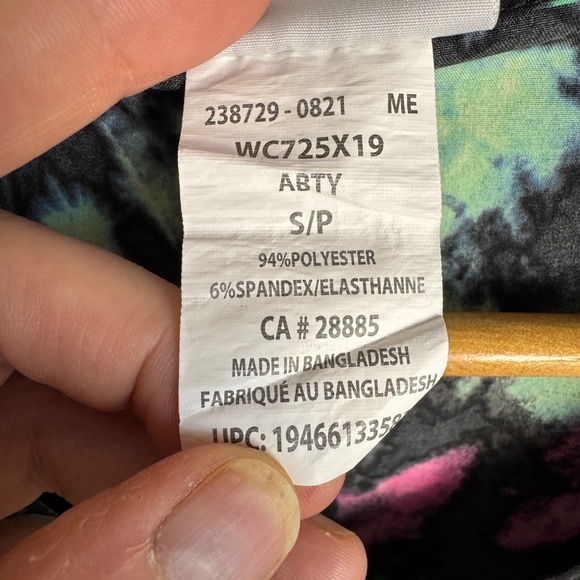 Scrubstar Women's Short‎ Sleeve V-Neck Scrub Top Abstract Tie-Dye Multicolor S - Picture 5 of 11